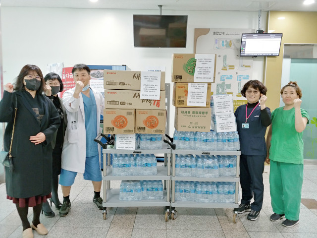 2020-02-27포항대 간호학과, 포항의료원 감염병 전담의료진을 위한‘온정의 손길’ 사진